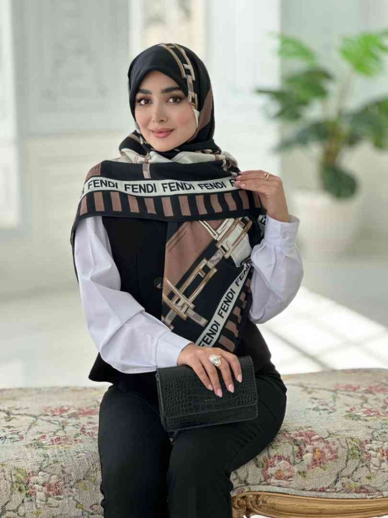 IMG20260225WA0019_edited_1772048750544 روسری نخی مدل فندی مشکی نسکافه ای - Image 1