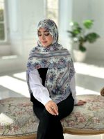 روسری نخی مدل مروارید