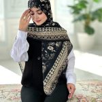 روسری نخی مدل نورسا