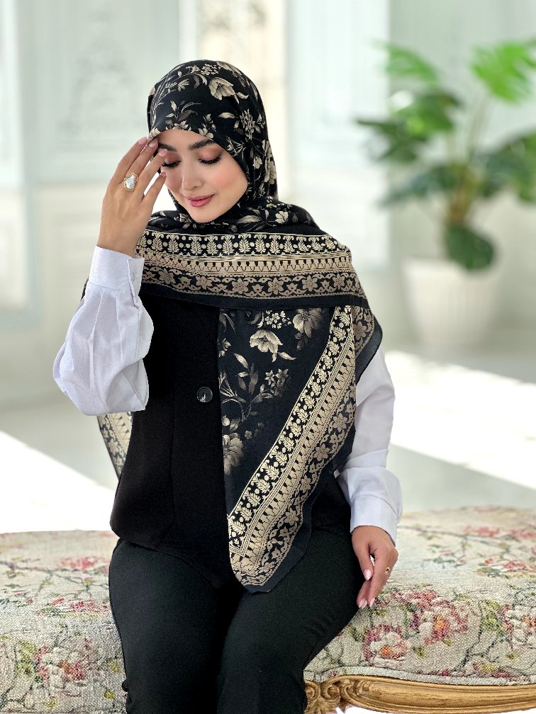 IMG2446_edited_1771882501923 روسری نخی مدل نورسا - Image 1