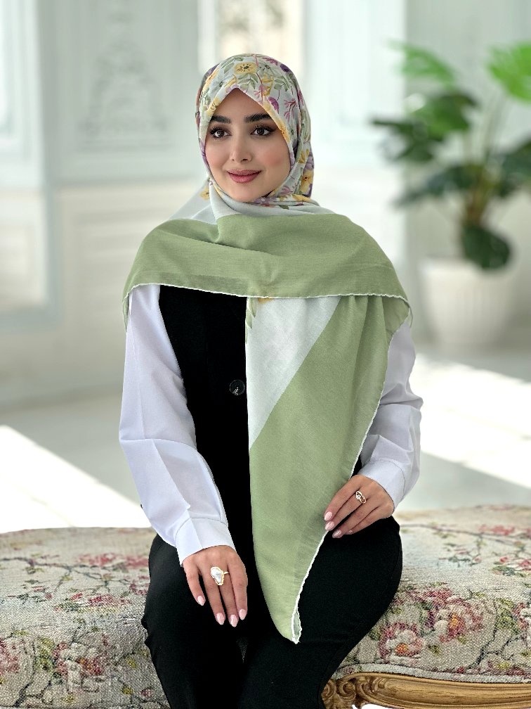 IMG2448_edited_1771882233672 روسری نخی مدل گلگلی دور سبز - Image 1