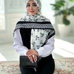 روسری نخی مدل نازنین سفید مشکی
