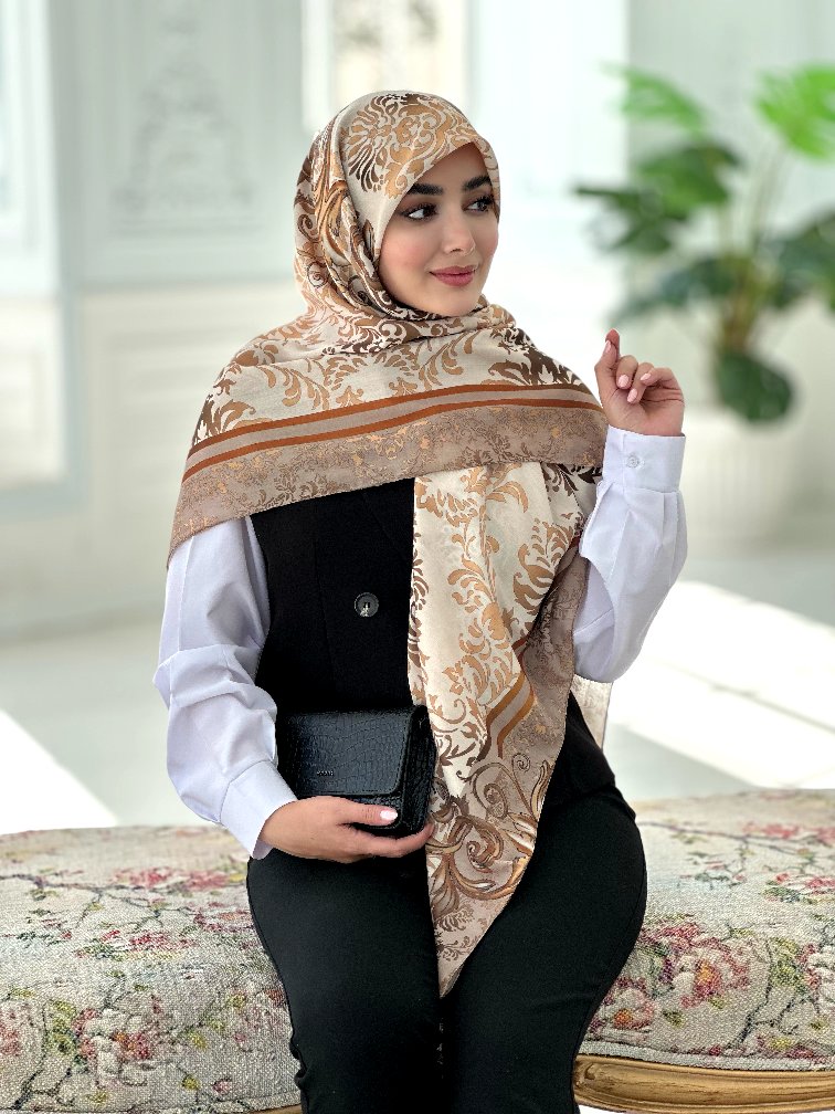 IMG2460_edited_1771881917974 روسری نخی مدل حسنا کرم نسکافه ای - Image 1