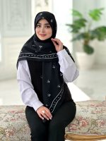 روسری نخی مدل بهارک مشکی