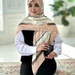روسری نخی مدل همتا تناژ صورتی کرم