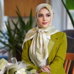 روسری ابریشم مجلسی توییل مدل ناز