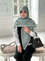 روسری نخی مدل برکه رنگ سبز
