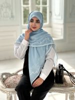 روسری نخی مدل برکه رنگ آبی