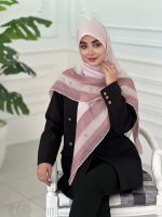 روسری نخی مدل شکیبا تناژ کرم صورتی