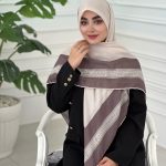 روسری نخی مدل شکیبا رنگ کرم قهوه ای