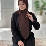 روسری نخ ژاکارد راه راه رنگ قهوه ای سوخته